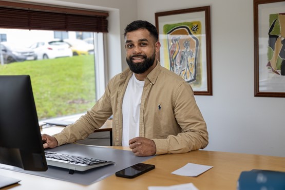 Fuldtidsjob som 17-årig var det rigtige valg