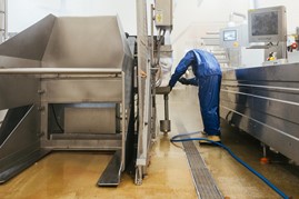 Dorian Davis gør rent i alle kroge hos Danish Crown